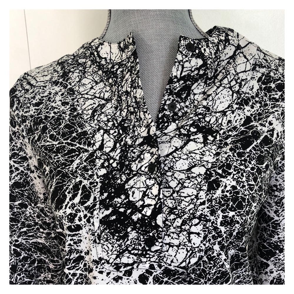 Attention high/low gorgeous blouse - Picture 3 of 5